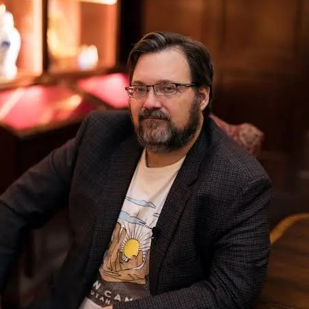 Brandon Sanderson